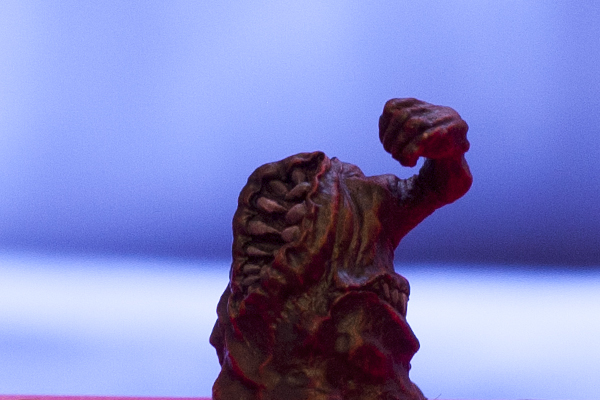figurine interdimensional creature
